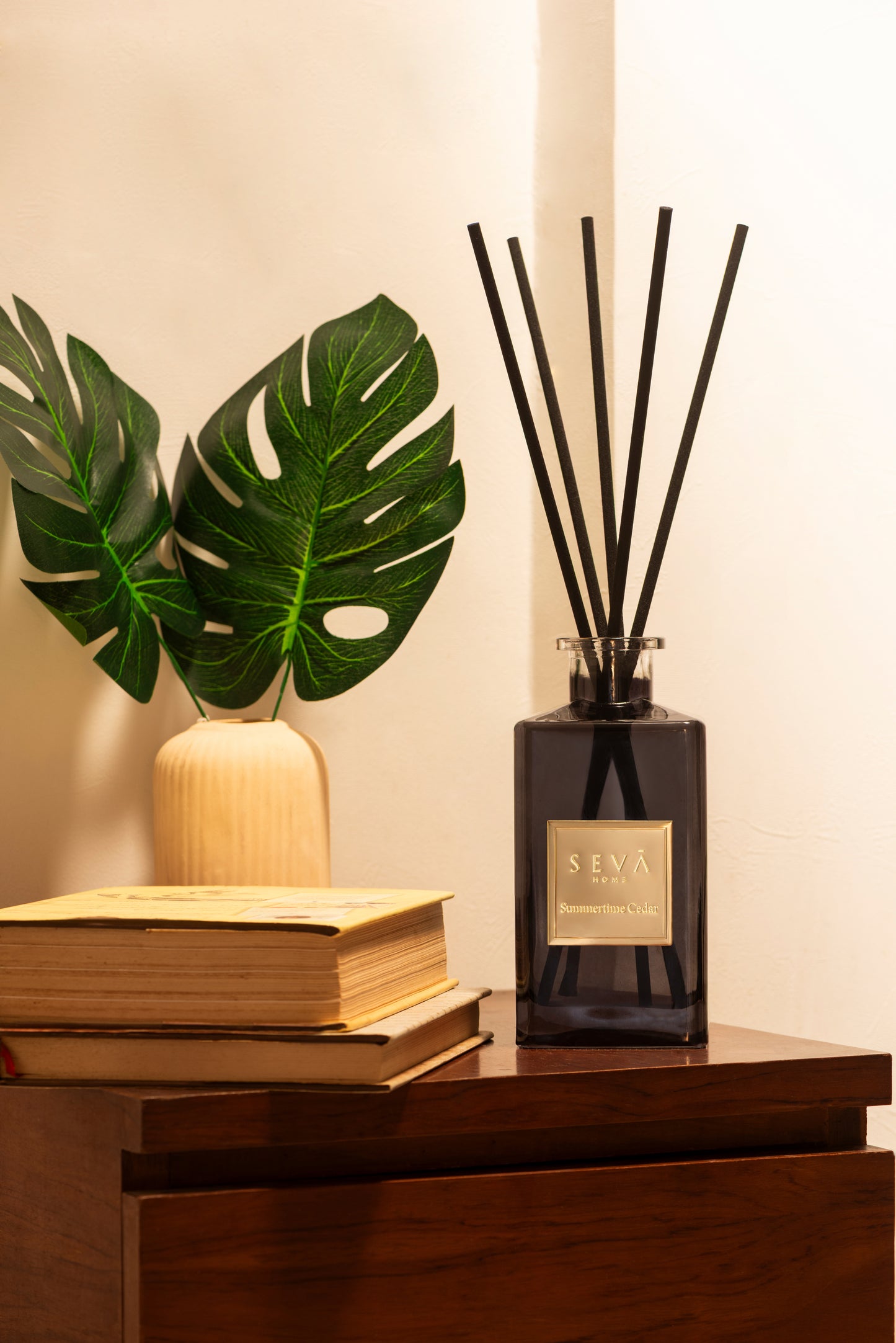 Signature Reed Diffuser - Summertime Cedar