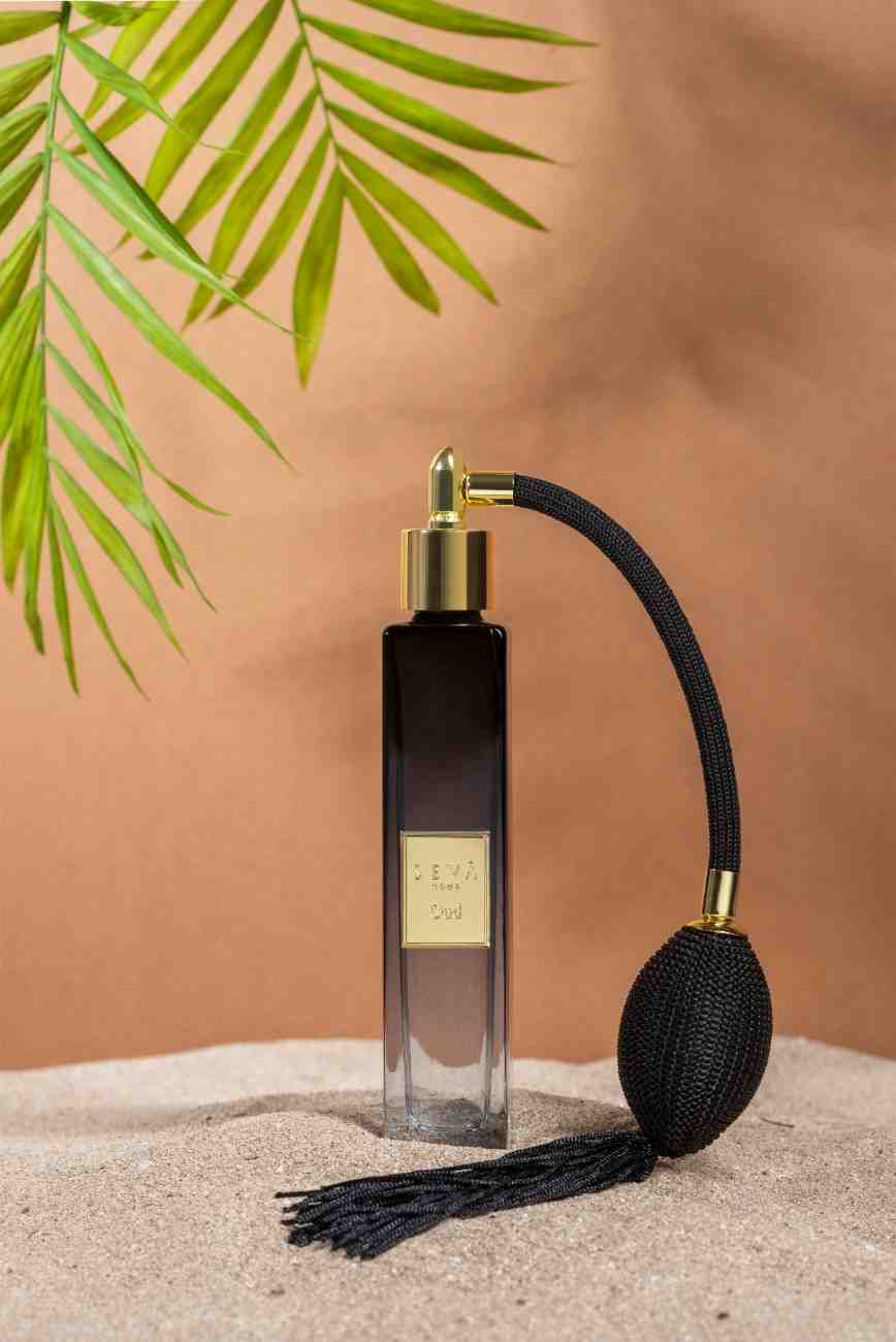 Signature Room Spray - Oud - 50 ml