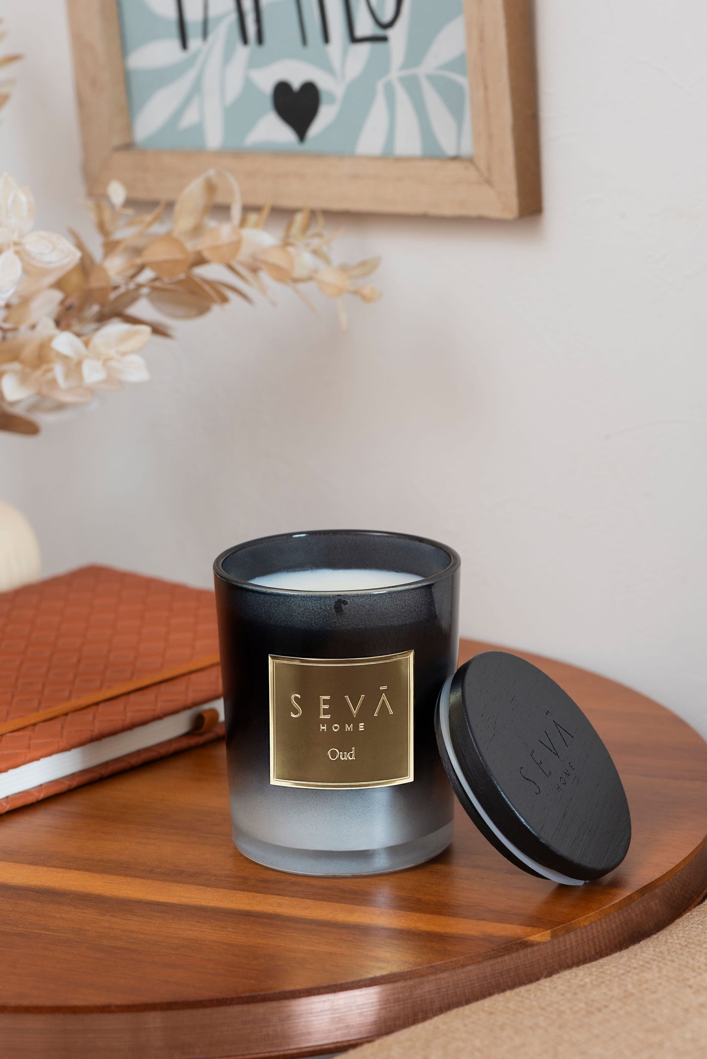 Signature Scented Candle - Oud - Classic