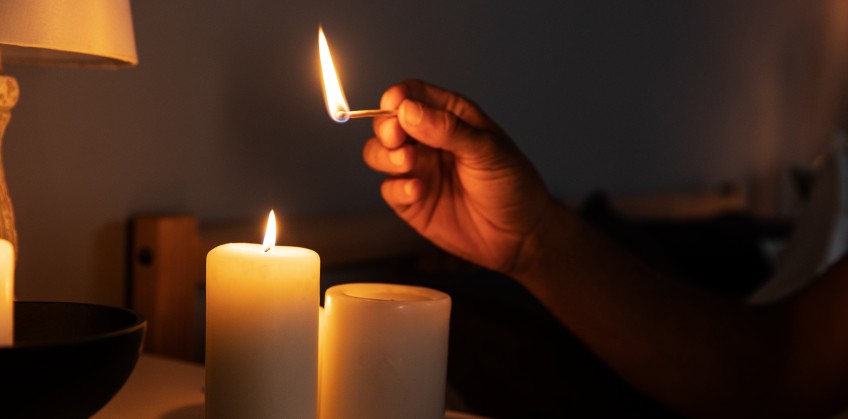 The Safest Way to Use a Candle