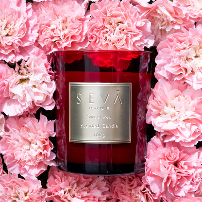 Signature Scented Candle - Sweet Pea - Classic